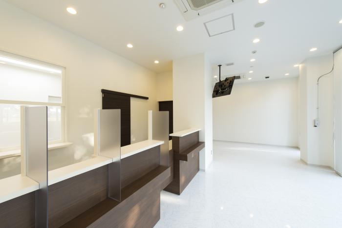 千葉ニュータウン調剤薬局/千葉「千葉ニュータウン」/店舗デザイン写真4枚目