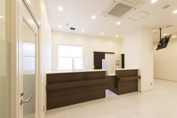 千葉ニュータウン調剤薬局/千葉「千葉ニュータウン」/店舗デザイン写真5枚目