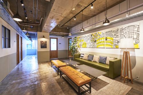 日本橋オフィス/東京　中央区「日本橋」/オフィス内装/ビルリノベーション/中古ビル再生/７階建フルリノベーション写真2枚目