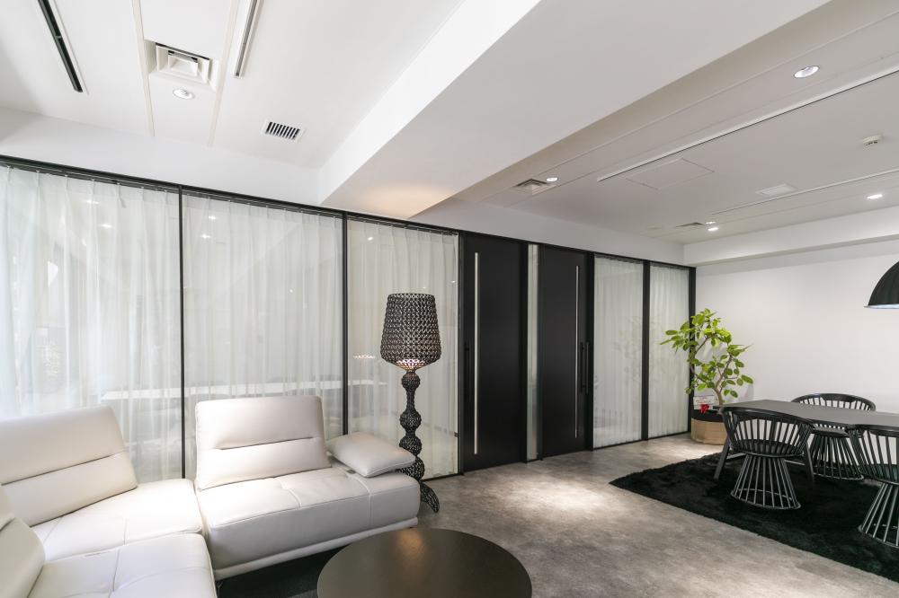 虎ノ門オフィス/82坪/モノトーン/シンプル写真5枚目