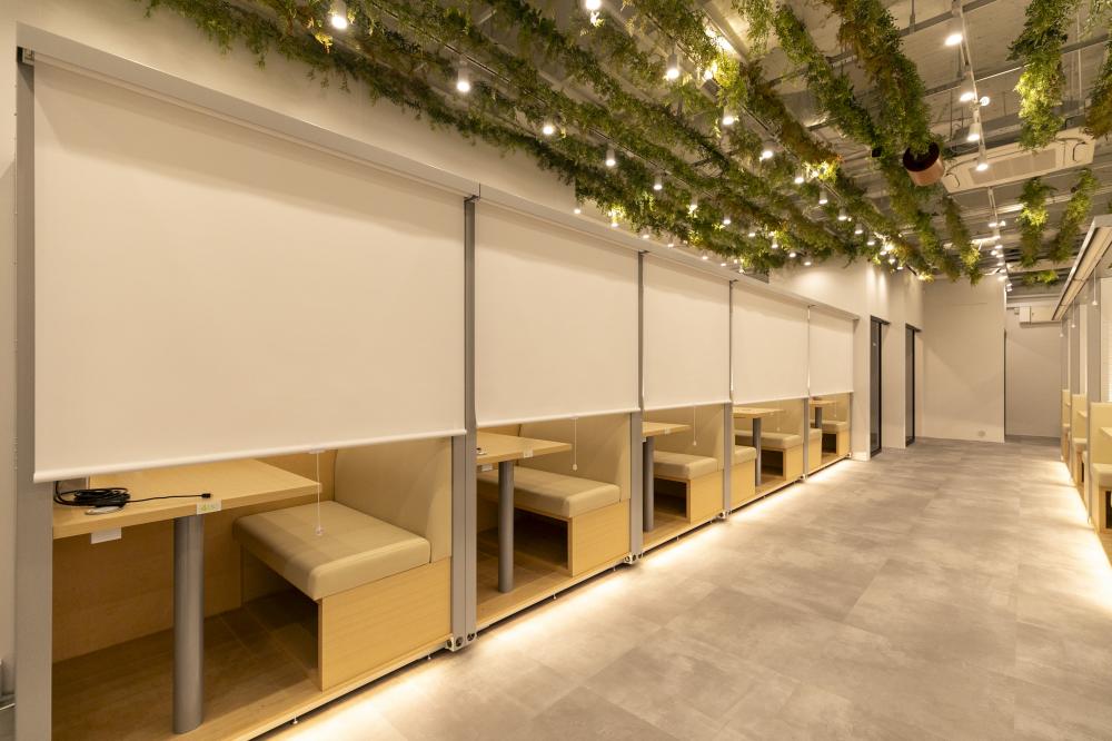 新宿西口貸会議室店舗/28坪/オフィス内装工事写真4枚目