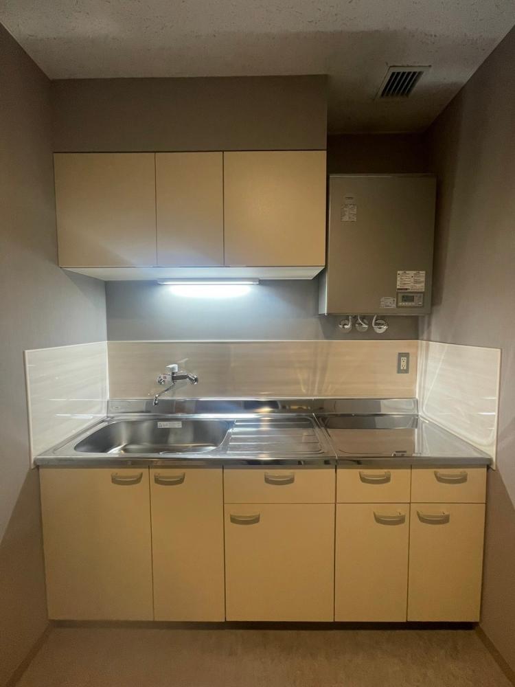 本郷　共用部改修工事　34坪写真3枚目