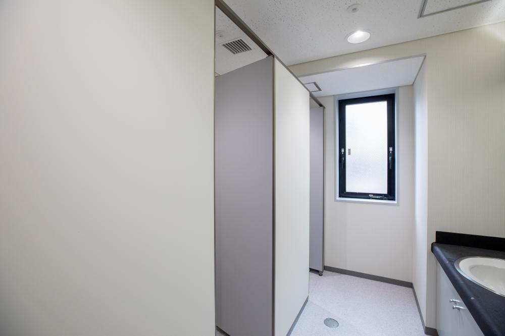 千代田区オフィスビル共用部/13坪写真5枚目