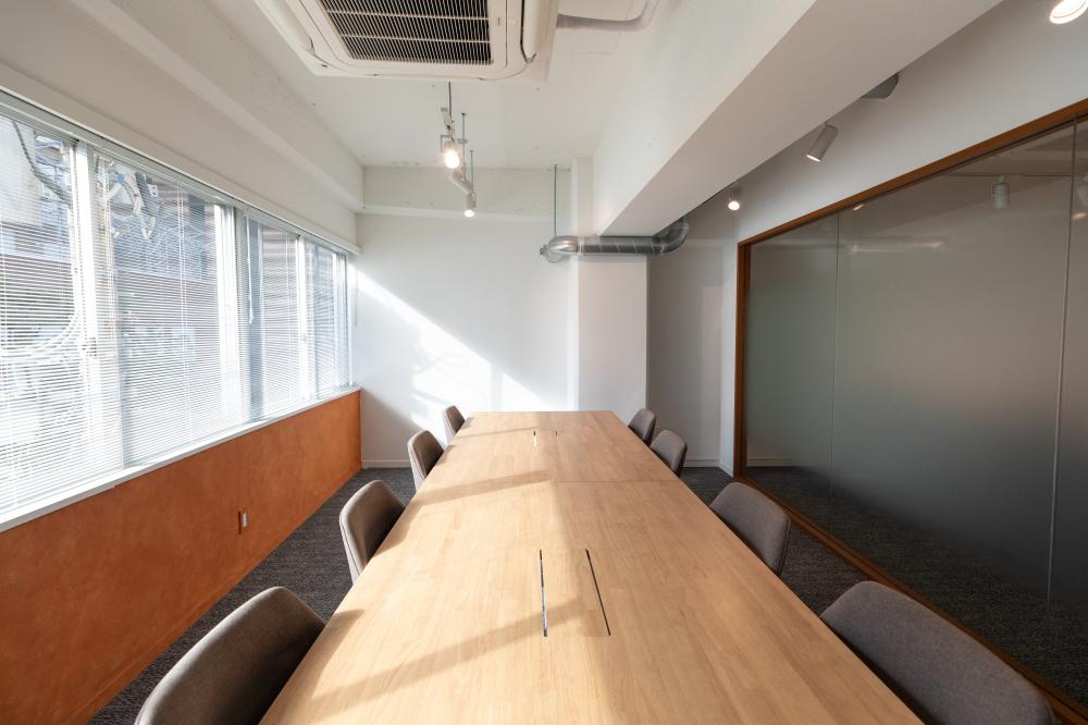 西神田　オフィス入居工事　/　21坪写真2枚目