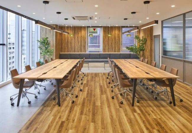 内装設計デザインにナチュラルを取り入れた当社の施工事例 秋葉原オフィス/東京